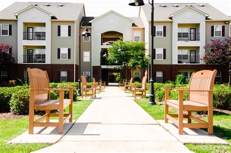 Make an informed decision about your next home in Starkville, MS. . Lakeside student living starkville